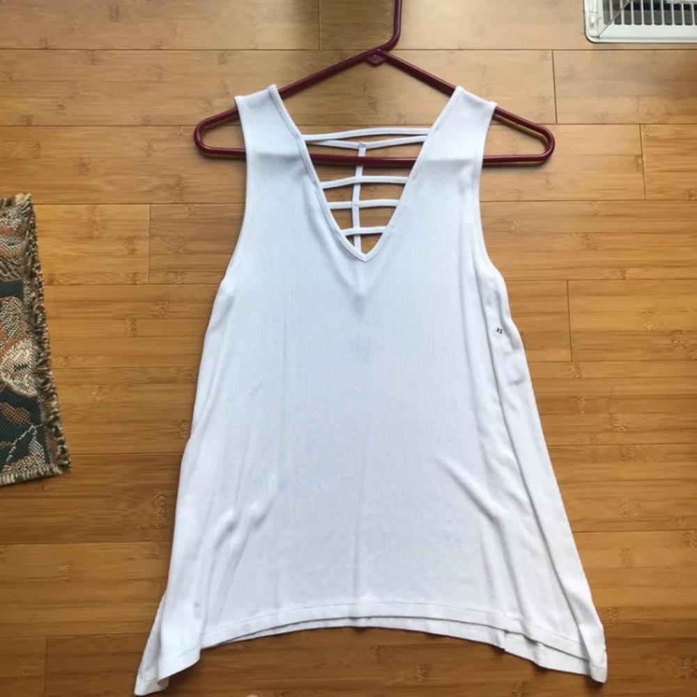 American Eagle top